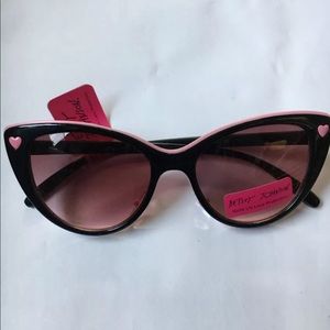 Best Johnson Cat Eye Pink Black sunglasses NWT
